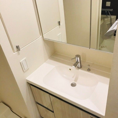 【独立洗面台】 | エスタート三田