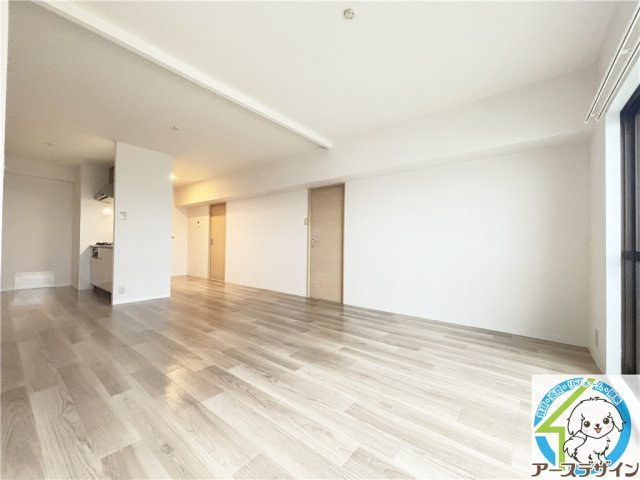 岸本マンションの居間・リビング