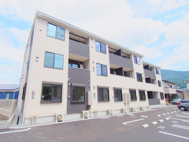 クラールの外観