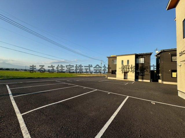 カシェットイン都北の駐車場