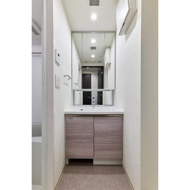 Augusta Residence 新小岩の洗面所