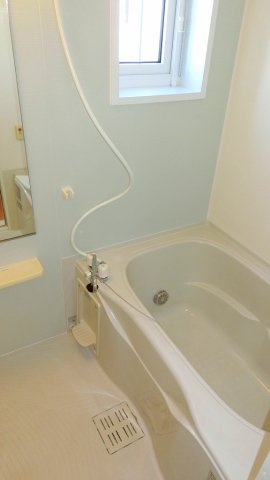 ソレイユ・ルヴァンⅠの浴室|きれいなお風呂です