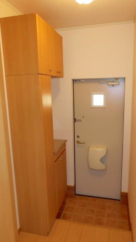 ソレイユ・ルヴァンⅠの玄関|シンプルで使いやすい玄関です