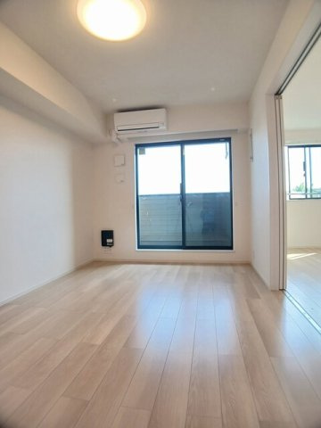 ヴェント　フィオーレ　Ⅱの居間・リビング|ゆったりとした居間です