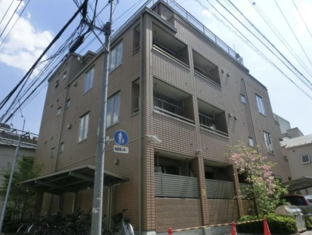 イルグランディの外観