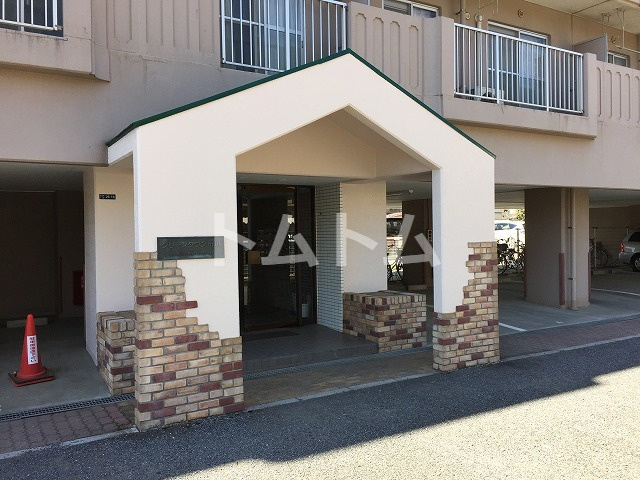 グリーンタウン市川のエントランス