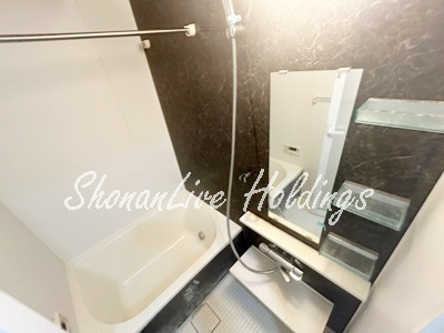 【浴室】 | ライムグリーン | 浴室乾燥機完備♪※同物件別部屋