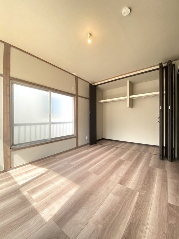 【洋室】 | 南区堀ノ内町2丁目中古戸建 | 2階部分　約7.5帖洋室