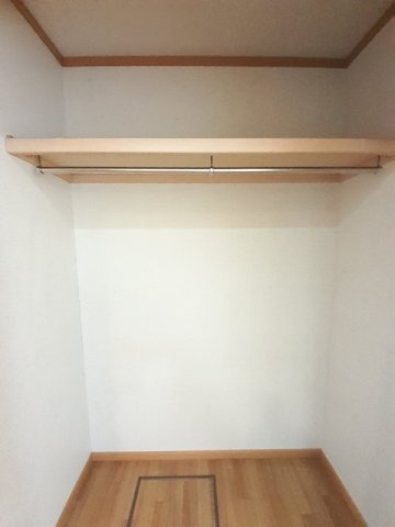 メゾンラフィネＡの収納