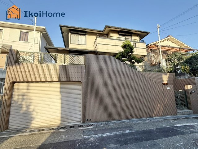 明石市魚住町錦が丘3丁目　中古戸建の内装|●資料・カタログのご請求無料●スーパーやコンビニ、飲食店、病院など徒歩圏内の施設も多々あります。