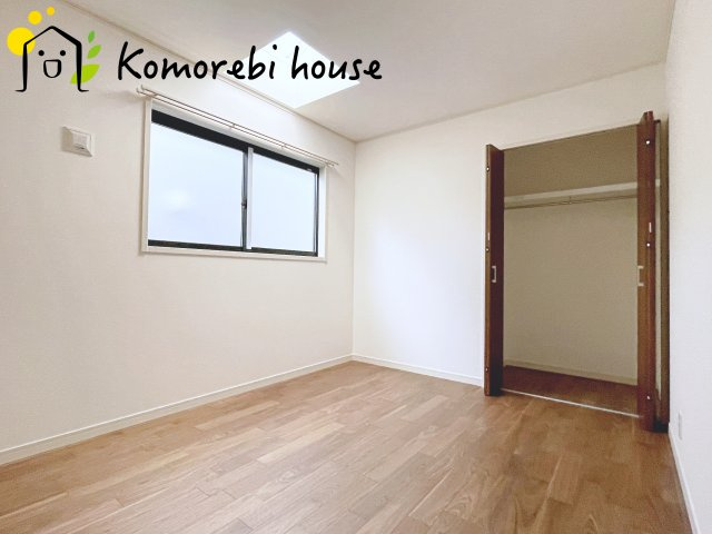 さいたま市大宮区櫛引町１丁目　新築一戸建て　グランドパティオ　02の洋室|収納付きでゆとりのある空間。寝室としても使え、衣類やおもちゃもスッキリ片付く快適な部屋。