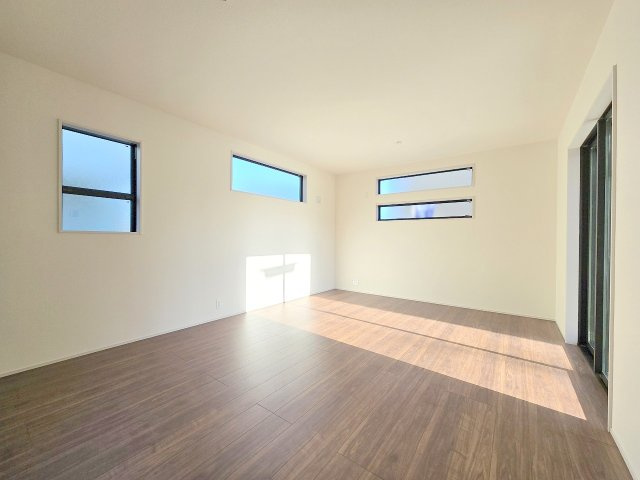 羽村市栄町１丁目　全1棟の外観