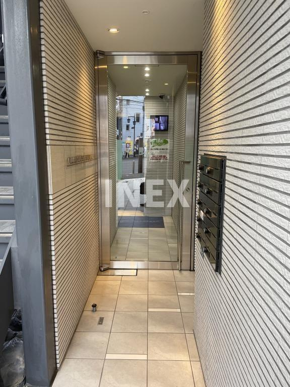 ヴィルヌーブ白楽のエントランス