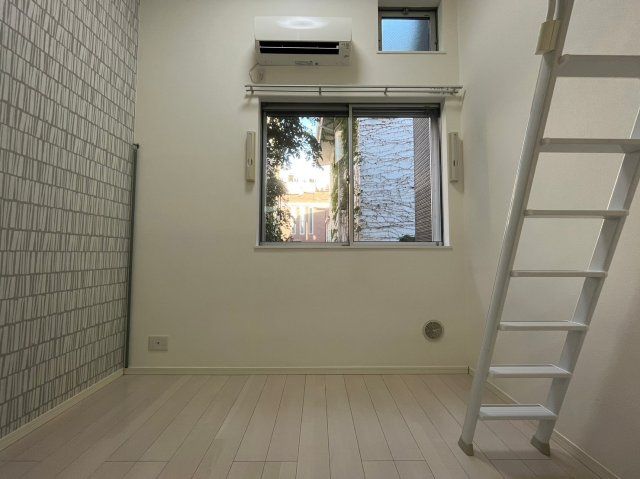 リヴィエール明大前のバルコニー