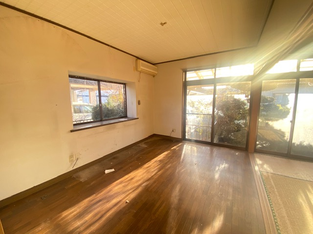 都城市志比田町の中古一戸建の洋室