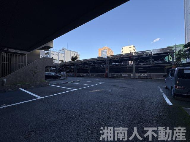 サーパス小田原本町の駐車場|駐車場があります