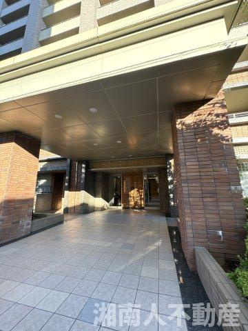 サーパス小田原本町のエントランス|清潔なエントランスです