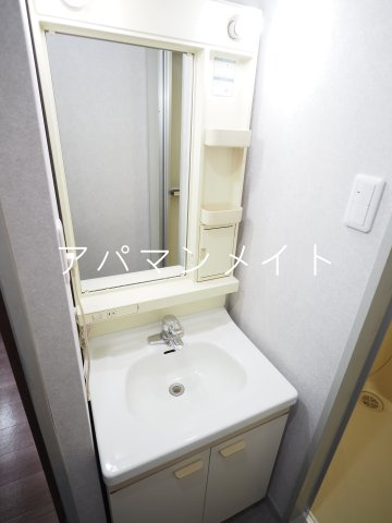 【洗面所】 | 忙しい朝には欠かせない洗面所です