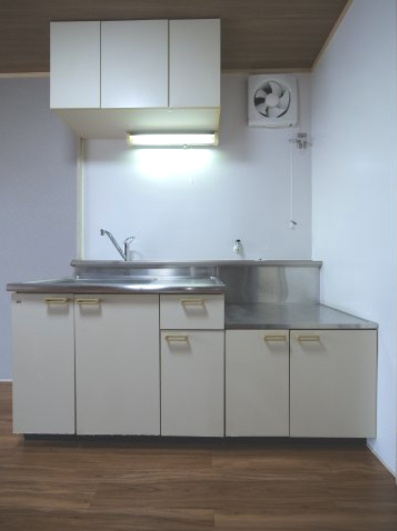 ガーデンハイツ南輝Ｂのキッチン