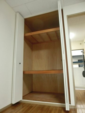 【収納】 | 千葉ハイツⅡ | 押入れタイプの収納スペース。 （※参考写真）