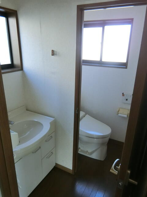 フォレストの洗面所