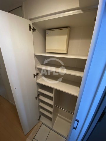 ポートヴィラ靭公園　西船場小学校の収納|ポートヴィラ靭公園　クローゼット