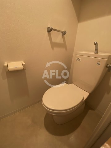 ポートヴィラ靭公園　西船場小学校のトイレ|ポートヴィラ靭公園　トイレ