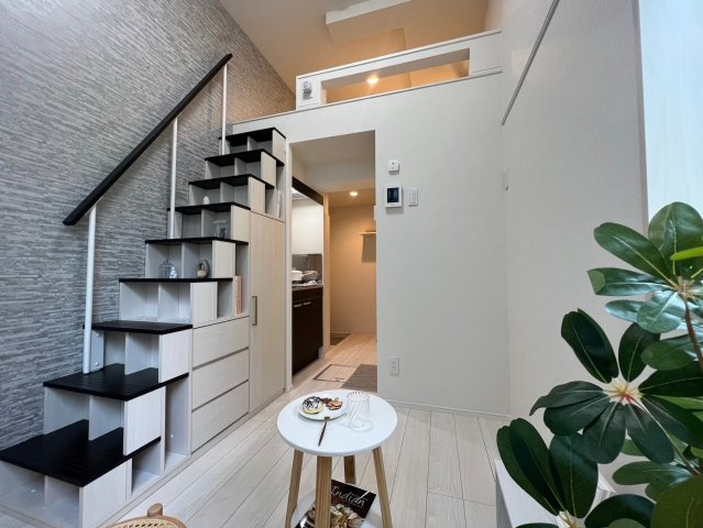 A-CUBEの居間・リビング|別号室イメージの為、現状を優先致します。