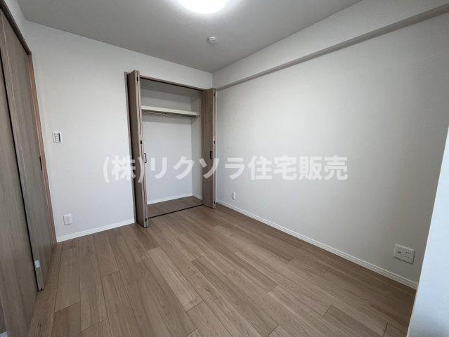 メロディーハイム大日の寝室|洋室5.3帖
■物件内覧・資金計画相談・住宅ローン相談、リフォーム相談、お問合せ受付中■
※当日・翌日のご内覧、ご相談はお電話でのお問合せがスムーズです！