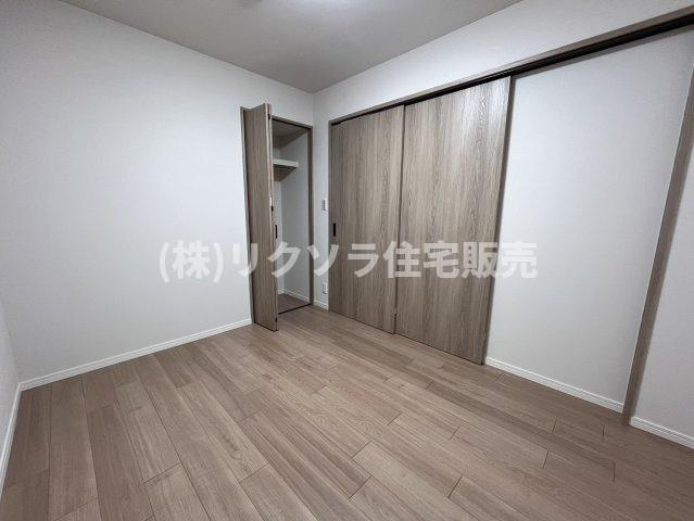 メロディーハイム大日の子供部屋|洋室4.9帖
■物件内覧・資金計画相談・住宅ローン相談、リフォーム相談、お問合せ受付中■
※当日・翌日のご内覧、ご相談はお電話でのお問合せがスムーズです！