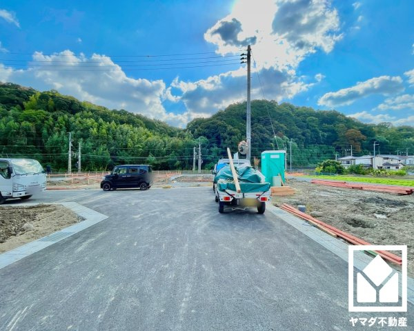 八幡市橋本尻江　第1　8号棟の前面道路含む現地写真|11月7日　現地写真更新