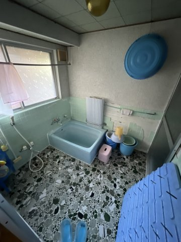 八代市鏡町下有佐424の浴室