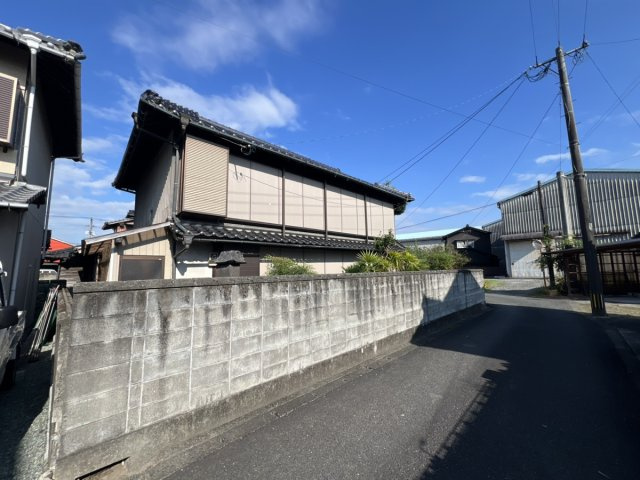 八代市鏡町下有佐424の外観