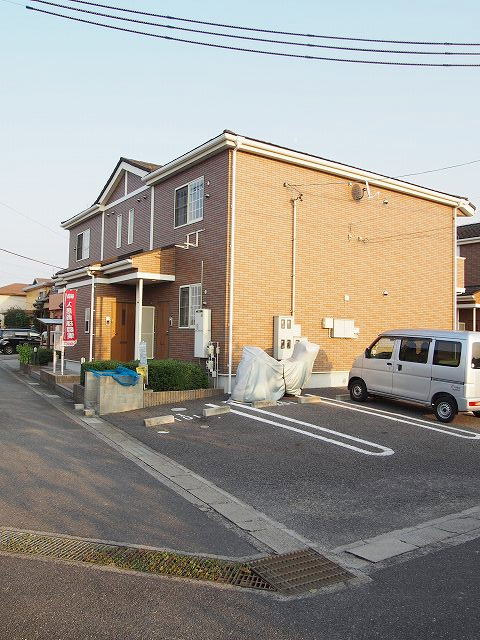 ピュールエタンⅠの駐車場