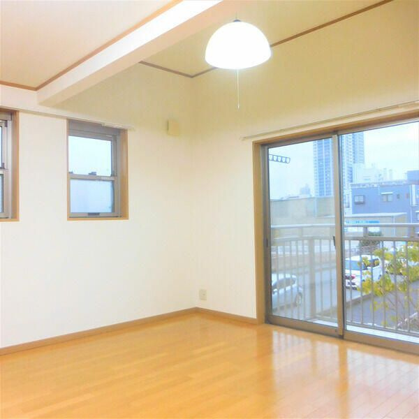 カーサ　ポンテの居間・リビング