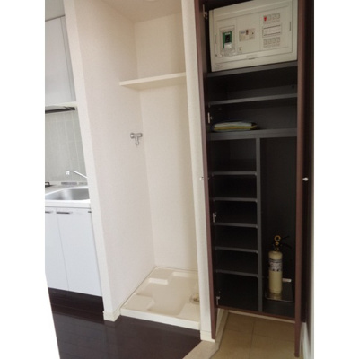 【収納】 | エルフラット鶯谷 | シューズボックス