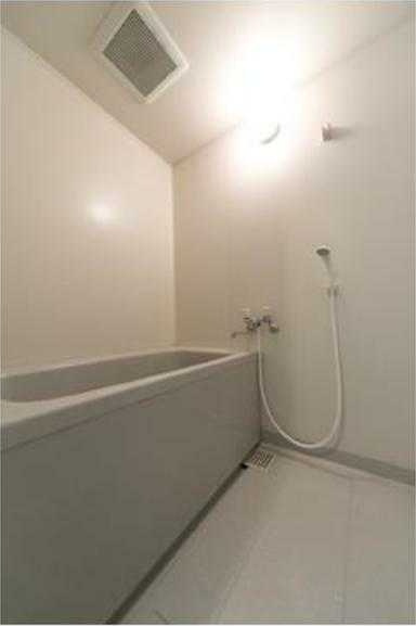 ヴェルドミール白糸台の浴室