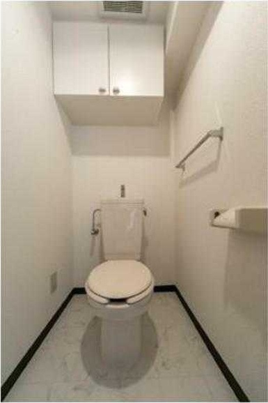 ヴェルドミール白糸台のトイレ