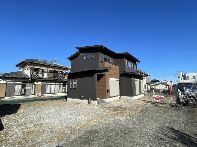 高崎市吉井町吉井　中古2180の前面道路含む現地写真
