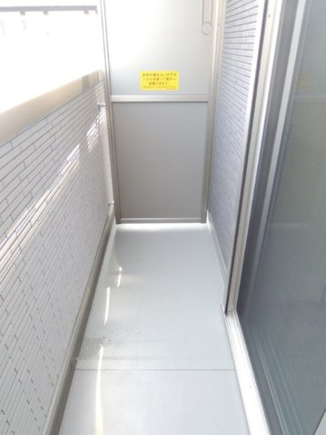 ワイズテラスのバルコニー