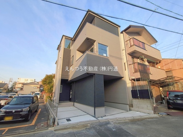 メルディア大野町の前面道路含む現地写真