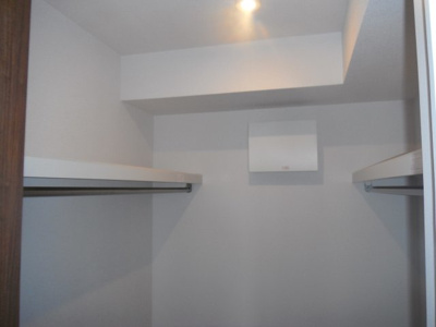 【収納】 | シャルール | 衣装持ちさんも安心のウォークインクローゼット