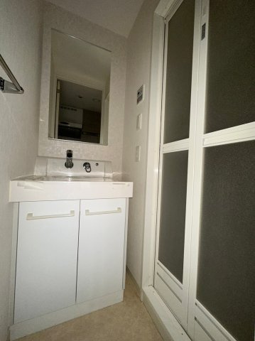 レジュールアッシュ心斎橋リュクスの洗面所