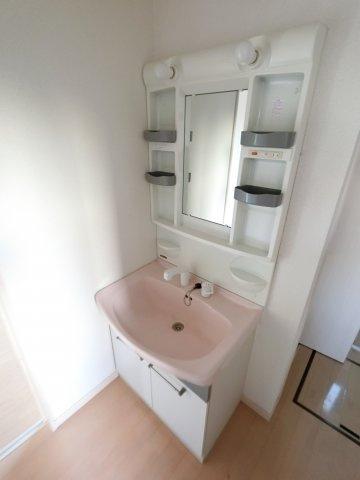 【独立洗面台】