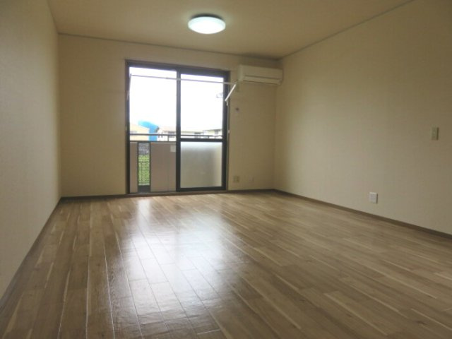 シャローム　Ｂの洋室