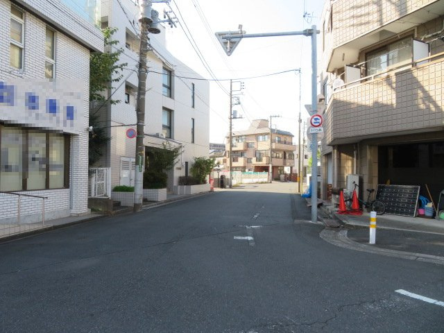 川口市西青木５丁目のビル