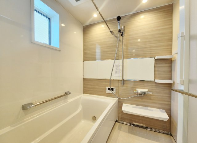 板橋区徳丸4丁目 限定1棟の完成予想図|トイレは1階・2階にございます
温水洗浄暖房便座機能付
2階トイレには手洗いカウンター付です
(イラストは図面を基に起こしたもので実際のものとは多少異なる場合がございます)