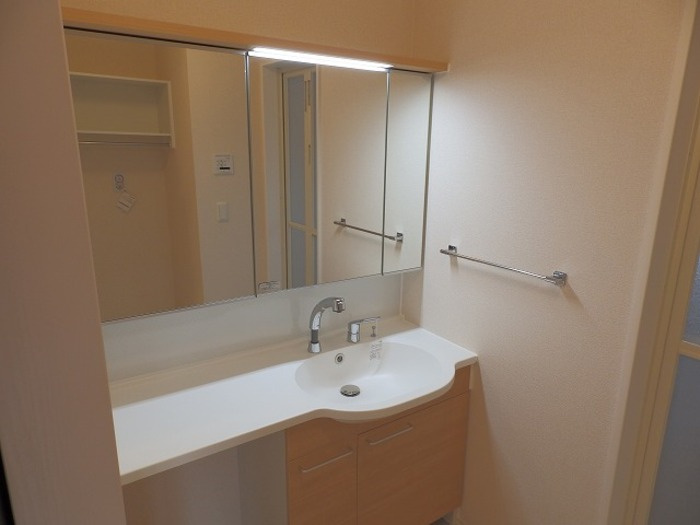 スバルホームの独立洗面台|洗髪洗面化粧台