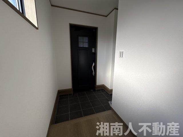 小田原市酒匂3丁目　新築戸建　　全３棟の玄関|毎日通る玄関はこちらです