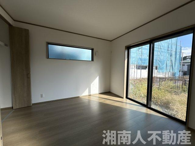 小田原市酒匂3丁目　新築戸建　　全３棟の洋室|ゆったりした洋室です